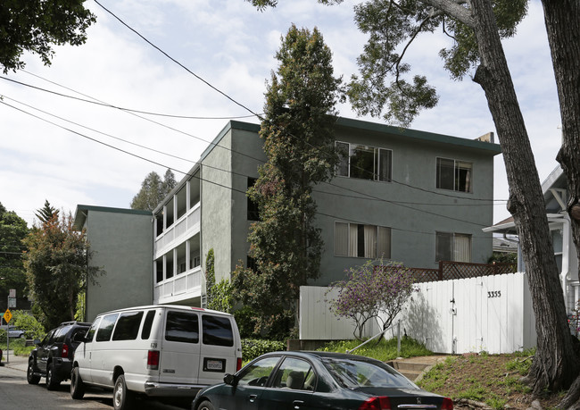 3351 Richmond Blvd in Oakland, CA - Building Photo - Building Photo