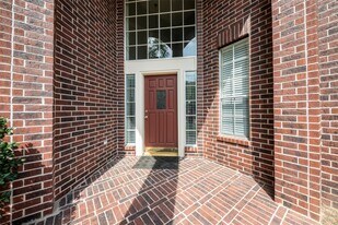 17102 Mountain Crest Dr in Spring, TX - Building Photo