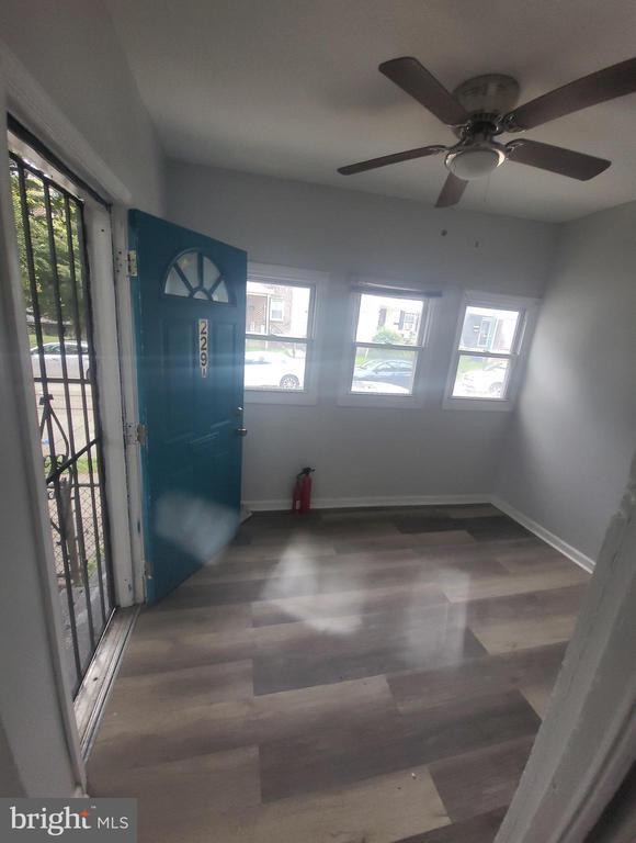 property at 229 N 9th St