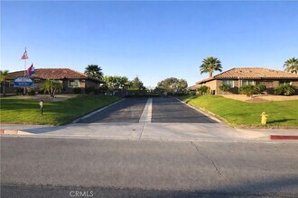 79400 Ave 42, Unit 3 in Bermuda Dunes, CA - Foto de edificio - Building Photo