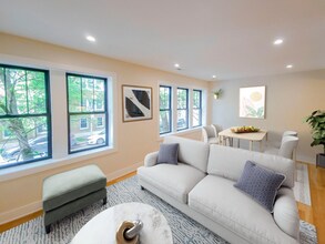 4853 N Seeley Ave, Unit 4857-2 in Chicago, IL - Foto de edificio - Building Photo