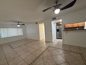 633 S Palmetto Ave in Daytona Beach, FL - Building Photo - Building Photo