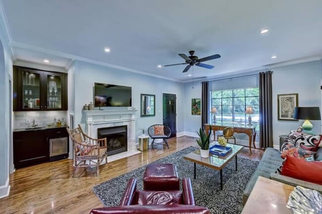 600 Hermitage Ct in Charlotte, NC - Building Photo - Building Photo