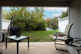 242 Penns Way in Bernards, NJ - Building Photo - Building Photo