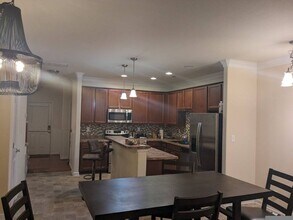 815 Muth Ln, Unit 815 Muth Lane in Virginia Beach, VA - Building Photo - Building Photo