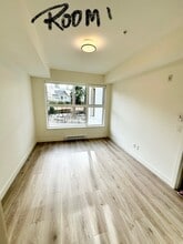 2635 King George Blvd in Surrey, BC - Building Photo - Building Photo