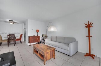 3258 NW 104th Ave in Coral Springs, FL - Building Photo - Building Photo