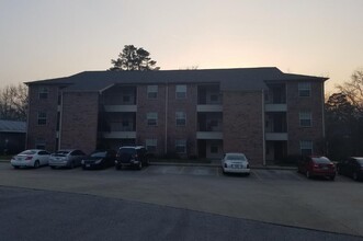 145 Private Rd 3514 in Kilgore, TX - Foto de edificio - Building Photo