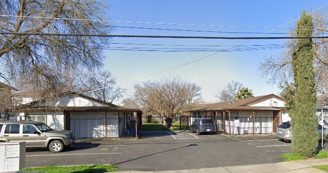 3445 Altos Ave, Unit 3445 in Sacramento, CA - Foto de edificio