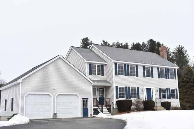 property at 41 Christmas Tree Ln