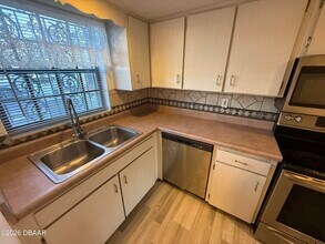 625 N Halifax Ave in Daytona Beach, FL - Building Photo - Building Photo