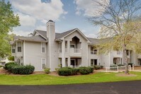 Triangle Building - Triangle Place Apartments in Durham, North Carolina