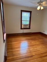 31 Prince St, Unit 2 in Plymouth, MA - Building Photo - Building Photo