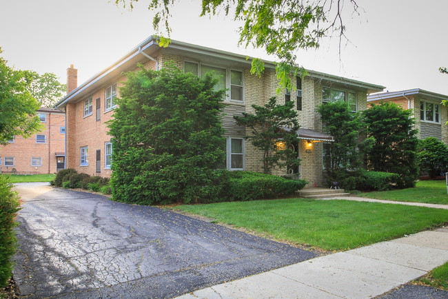 17532 70th Ct, Unit 3 in Tinley Park, IL - Foto de edificio - Building Photo