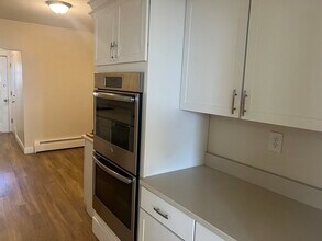 66 Humphrey St in Swampscott, MA - Building Photo - Building Photo