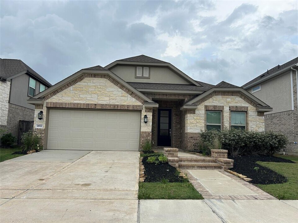 14922 Big Bnd Rnch Dr in Cypress, TX - Building Photo