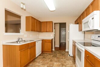 4965 Hathwyck Ct NW in Concord, NC - Building Photo - Building Photo