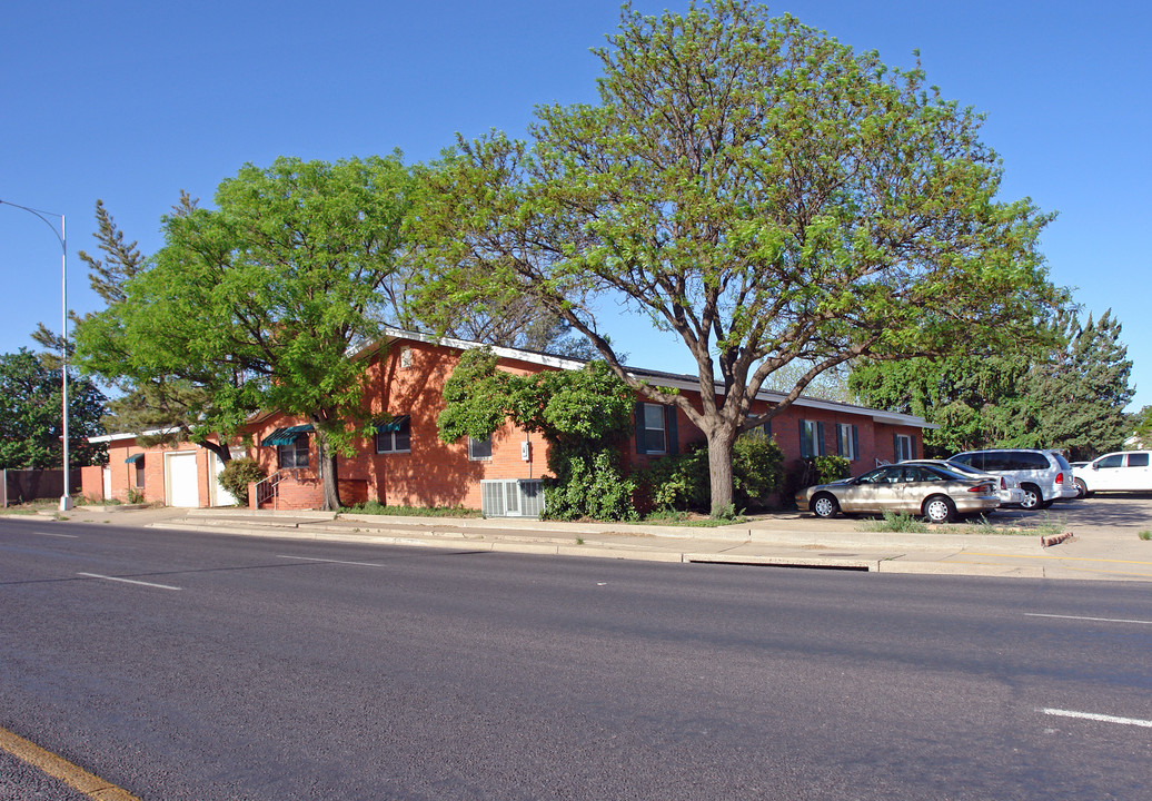 1701 30th St in Lubbock, TX - Foto de edificio