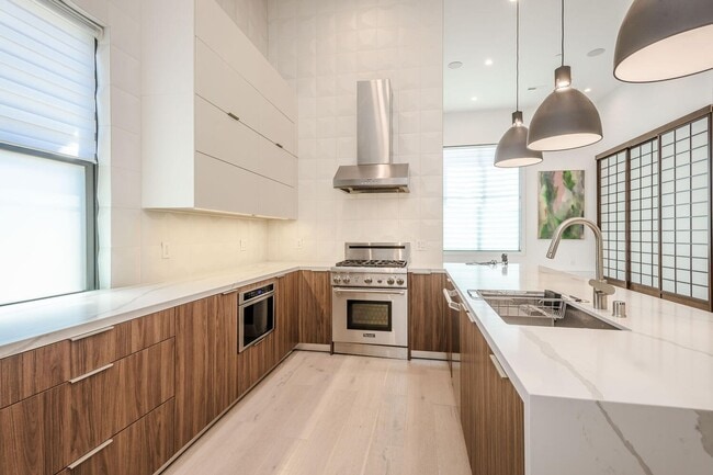 900 Filbert St in San Francisco, CA - Building Photo - Building Photo