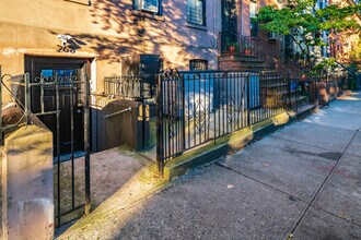 268 Dean St in Brooklyn, NY - Foto de edificio - Building Photo