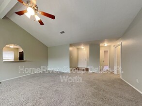 10811 Gable Dr in Dallas, TX - Building Photo - Building Photo