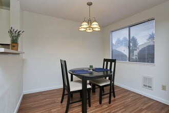 Crystal Springs Apartments in Everett, WA - Foto de edificio - Interior Photo