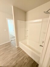 9709 Saratoga Ave in Lubbock, TX - Building Photo - Building Photo