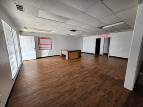 15626 Silver Ridge Dr in Houston, TX - Building Photo - Building Photo