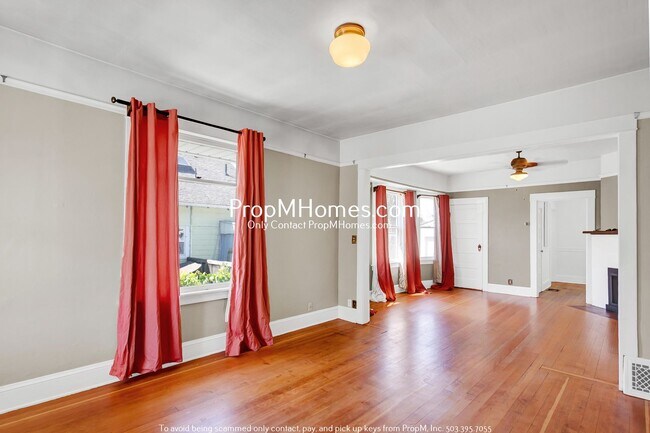 5307 SE Rhone St in Portland, OR - Building Photo - Building Photo