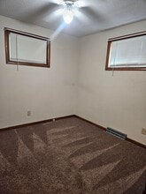 906 Olive St in New Haven, MO - Building Photo - Building Photo