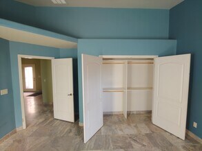 69 E Columbus Ave, Unit 2 in Phoenix, AZ - Foto de edificio - Building Photo