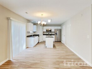 1650 Coryton Way in High Point, NC - Foto de edificio - Building Photo