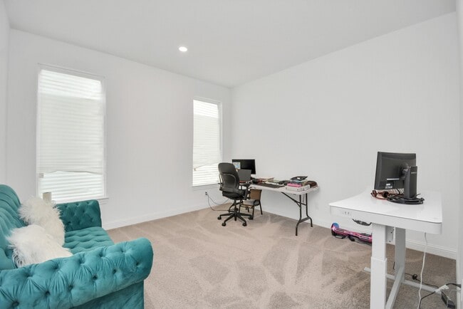 property at 21302 Rose Loch Ln