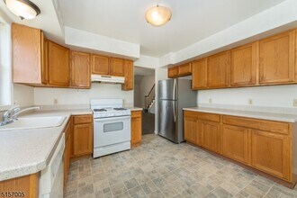 596 Main St in Little Falls, NJ - Building Photo - Building Photo