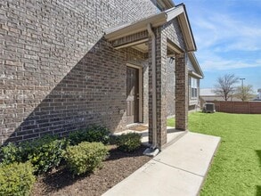 605 Fiery Skipper Dr in Pflugerville, TX - Building Photo - Building Photo