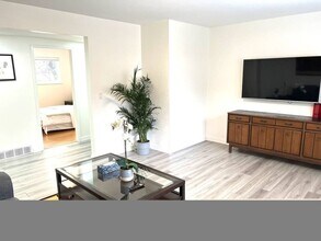 2630 Gail Av in Port Coquitlam, BC - Building Photo - Building Photo