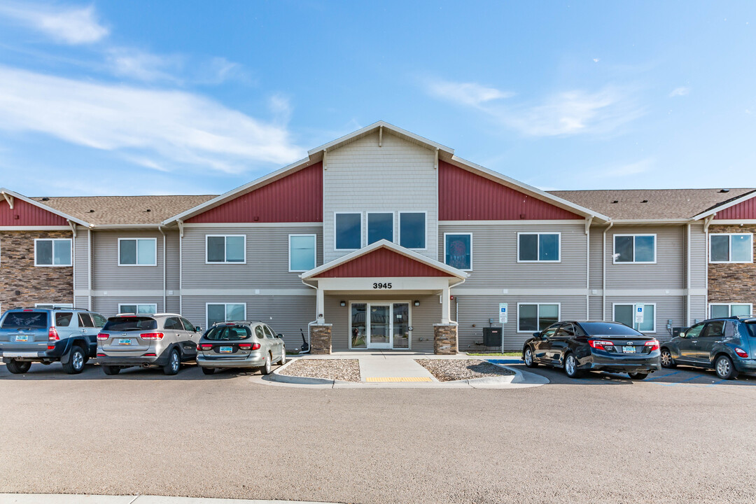 Independence Pointe Apartments in Bismarck, ND - Building Photo