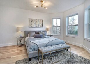 12 Cawfield St, Unit #2 in Boston, MA - Building Photo - Building Photo