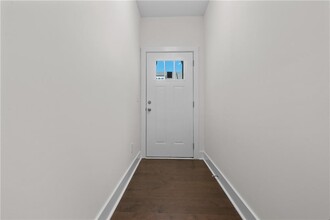 64 Auburn Wds Dr in Auburn, GA - Building Photo - Building Photo