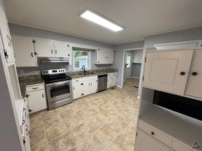 2106 Marshallville Rd in Perry, GA - Building Photo - Building Photo