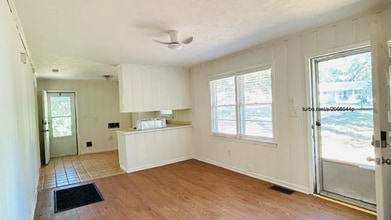 7062 Felton Ln in Mableton, GA - Building Photo - Building Photo