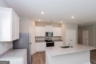 522 Firethorn Ct in Villa Rica, GA - Building Photo - Building Photo