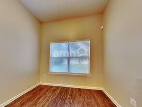 1406 Canopy Oaks Dr in Orange Park, FL - Building Photo - Building Photo