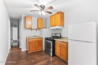 42 Center Ave, Unit 2 in Keansburg, NJ - Building Photo - Building Photo