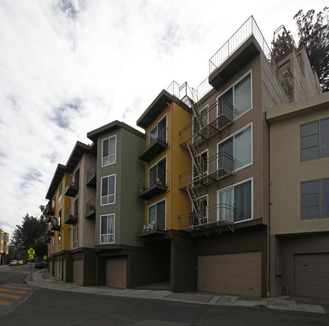 Corbett Avenue Apartments in San Francisco, CA - Building Photo - Building Photo