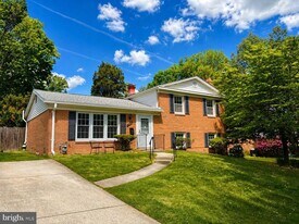 13208 Hathaway Dr in Silver Spring, MD - Building Photo