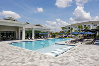 The Retreat at Sunset Walk in Kissimmee, FL - Foto de edificio - Building Photo