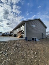 3103 Jessup Ln in Rapid City, SD - Building Photo - Building Photo