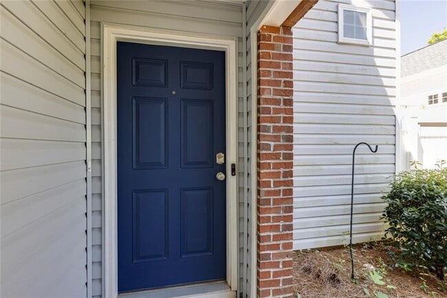 283 Hiawassee Dr in Woodstock, GA - Building Photo - Building Photo