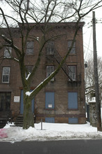 145 Washington St in Newburgh, NY - Building Photo - Building Photo